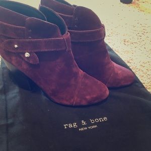 Size 7.5 Rag and Bone burgundy Harlow booties